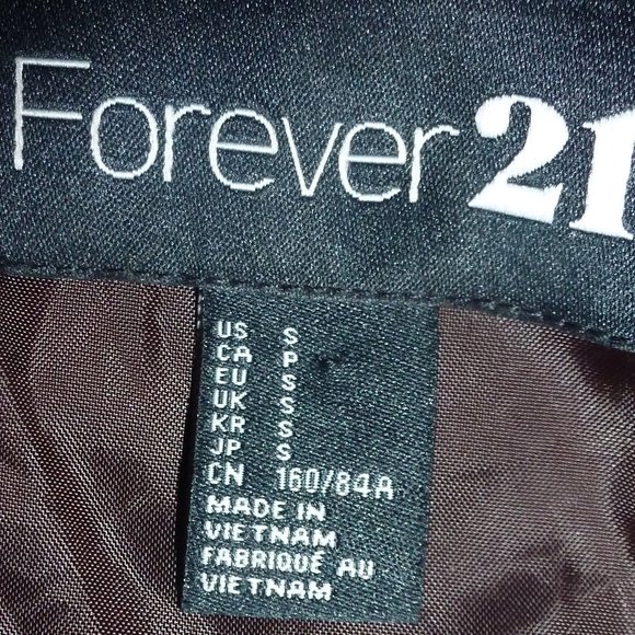 ๐ค Forever 21 Leopard Print Faux Fur Vest โ Size Small - Picture 10 of 12